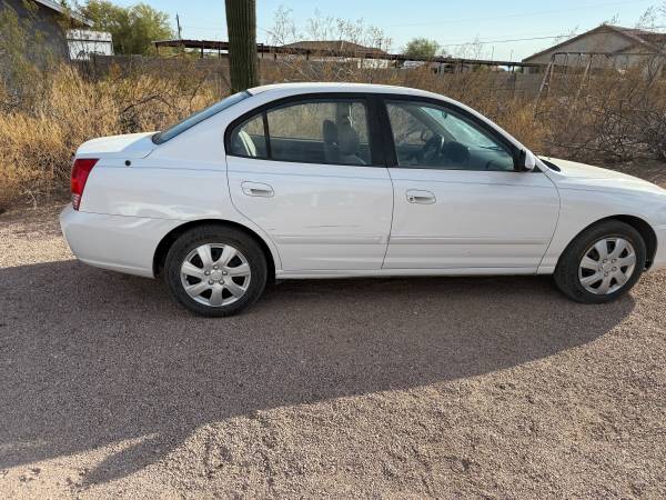 Hyundai Elantra - $800 (Mesa)63470413993475121