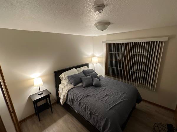 $1,499 / 2br - Bourbonnais Completely Furnished  Short Term/Long Term Rental  1499 on (Behind the Mall Area)63898602999171124