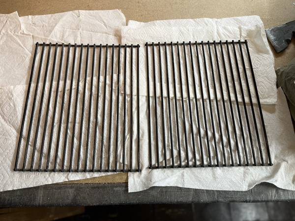 2 Grill Grates 1