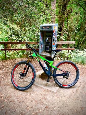 Scott Genius 900 Tuned PRICE DROP 1