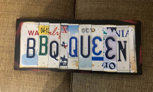 BBQ QUEEN Handmade Sign 1