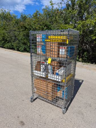 4 Shelf tier Complete chrome rolling shelving Cage Metro w casters 1