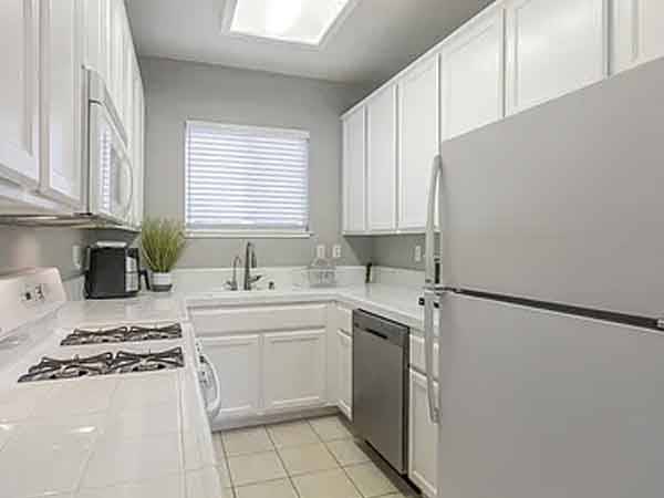 $1,000 / 1br - 600ft2 - **/**This newly single family home! (Cupertino, CA)64030486291585122