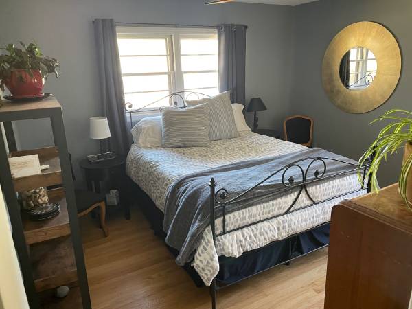 $950 / 1br - Furnished Room (East Point)63963991308802121