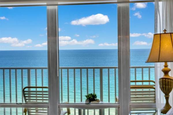 $499,900 / 2br - 1140ft2 - Two Bedroom Condo with Ocean and ICW Views in Pompano Beach (Pompano Beach)63825128220033120