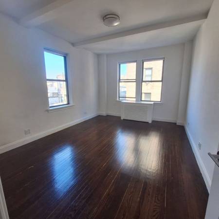 $5,850 / 1br - Large Renovated Doorman 1br on Central Park Block/W 60s (Upper West Side)63827342668931120