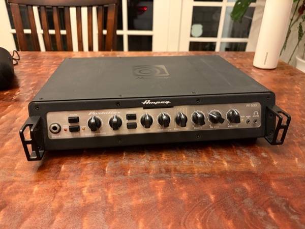 Ampeg PF500 - Solid State Bass Amp 1