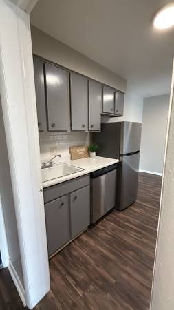 $1,295 / 1br - 797ft2 - 🌟 Apartamento de 1 dormitorio – $1245/mes + 4 semanas GRATIS de alquiler al mudarte 🌟 (Colorado Springs)63686654059523121
