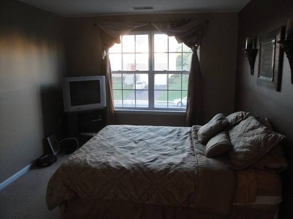 $750 Room for Rent in Spacious House in Leesburg (Leesburg, VA)63821951118081120