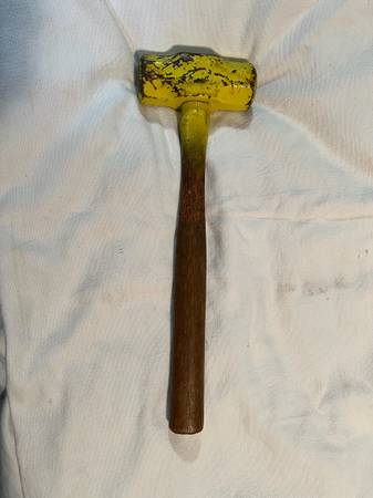 2 Heavy Sledge Hammers 1