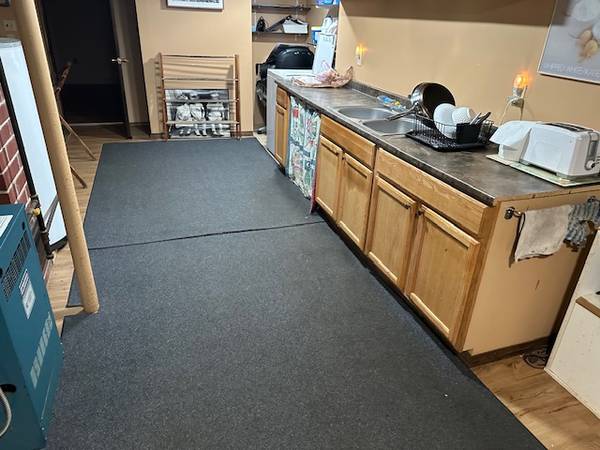 $850 / 1br - 1200ft2 - **ALL INCLUDED: 1 Bedroom Available in 3 Bedroom Apartment Available** (Manchester, NH)63931925242627124