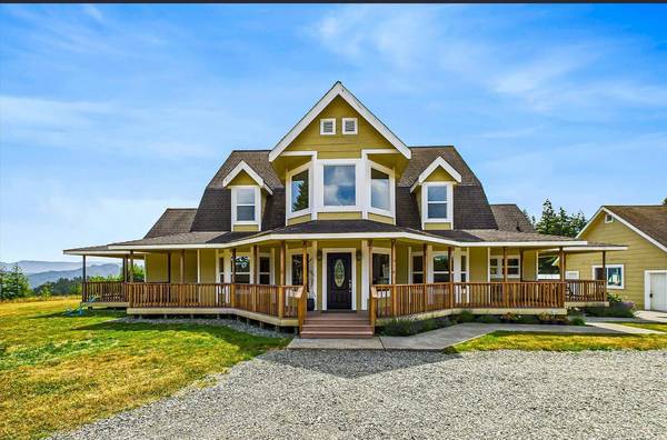 $1,100,000 / 4br - 3183ft2 - Stunning mountain top home minutes from town (santa rosa)63834322436609120
