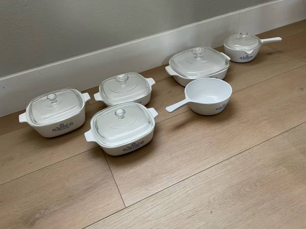 Corningware cornflower blue dishes 1