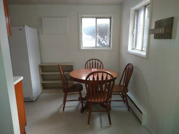 $885 / 2br - 2BD APARTMENT (Oxford in)63680140029827120