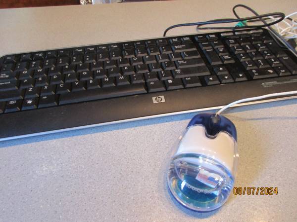 HP keyboard and mouse 1