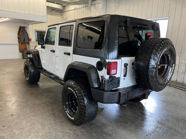 ** 2012 JEEP WRANGLER UNLIMITED SPORT 4X4 4DR SUV ** - $10.995 (CAMBRIDGE)63481669424769121