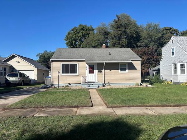 1 Charming 3 Bed, 1 Bath Home in ELKHART - Available 10/24 - $1600.00 1