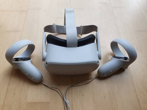 OCCULUS QUEST 2 (Nearly New Condition) 128GB 1