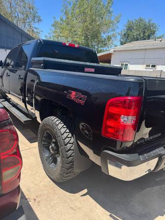 2014 Chevy Silverado 3500 - $27,80063485953017985121