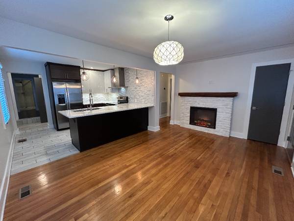 $3200.00 / 3br - 1064ft2 - Beautiful East Nashville Cottage63680176074241123