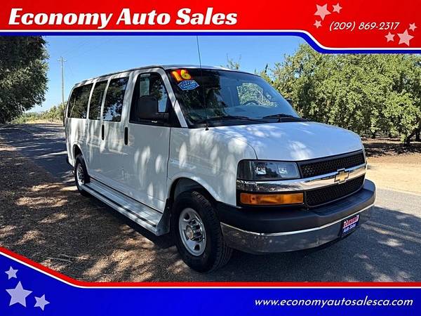 2016 Chevrolet Express LT 3500 3dr Passenger Van w/1LT 1