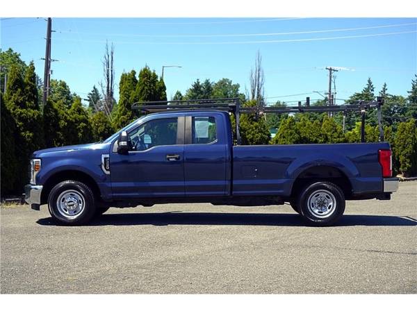 Camioneta Ford F250 Super Duty Super Cab F-250 XL 4D de 8 ft, 2019 - $19,999 (Payless Auto Sales)63476041034369123