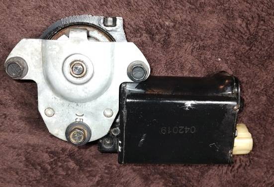 1978-1982 Corvette window motor 1