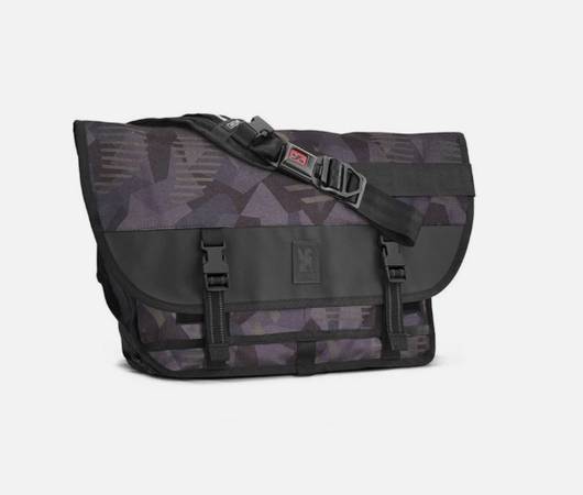 Chrome industries Citizen Swiss Camo Messenger Bag 24L 1