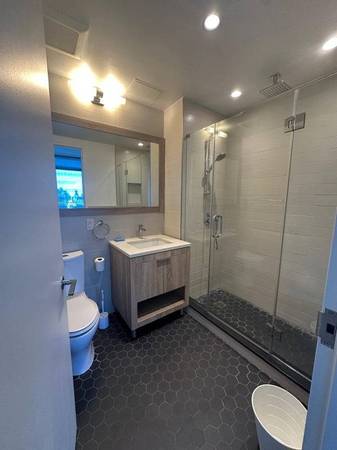 $600 / 3br - Large Master Suite – Utilities & Parking Included 🚙 (Simi Valley, CA)63800253862659124