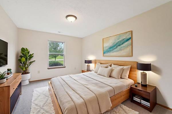 $750 OFF SELECT FLOOR PLANS* 1