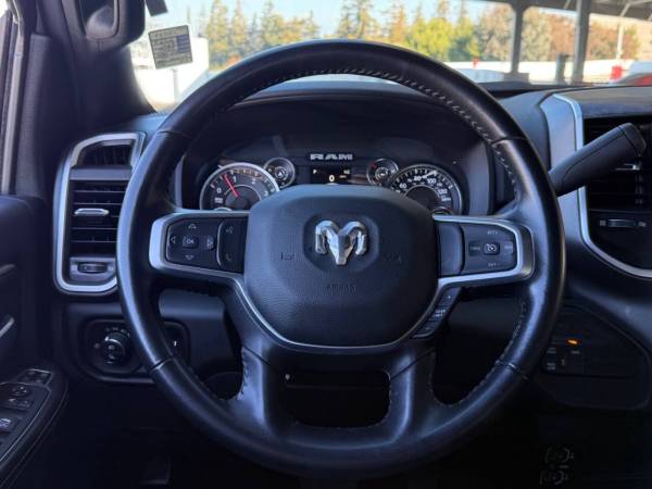 2024 RAM Big Horn 4dr - Photo 12