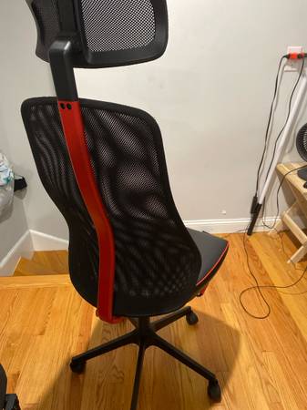 Silla para juegos/Oficina - $80 (Framingham)63438881127939123