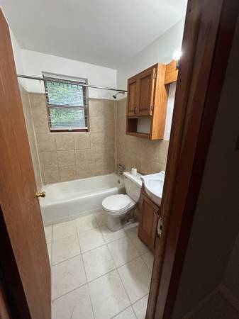 $1,090 / 1br - 1 Dormitorio 1 Baño CALEFACCIÓN INCLUIDA Maplewood (Maplewood)63868815131521122