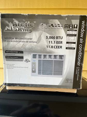 ❄️ Stay cool this summer! ❄️ Arctic King 5,000 BTU window AC –Used, wo - $75 (Bellingham)63435811220225121