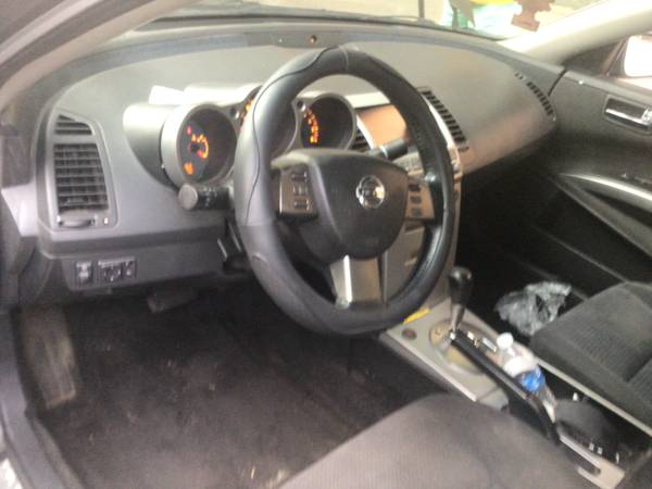 2005 NISSAN  MAXIMA - $1,500 (Brooklyn)63441314643457124