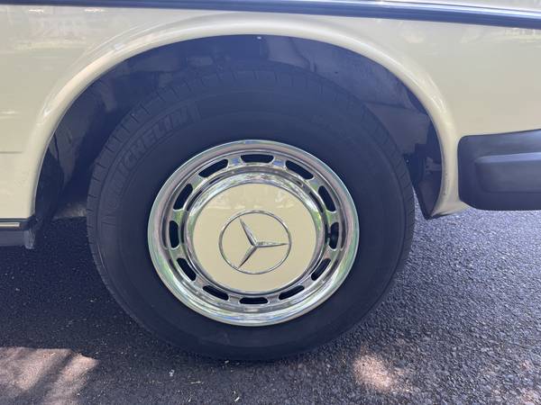 1982 Mercedes 240d - $10,000 (Medford)63619344209409122