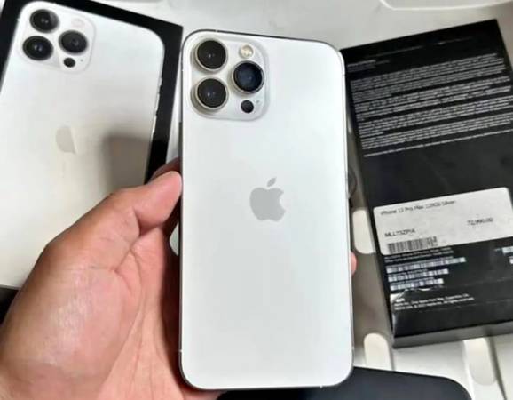 Apple IPhone 13 pro Max Unlocked 1