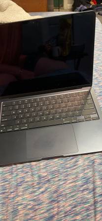 MacBook m2 1