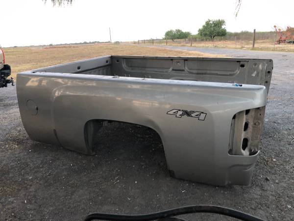 Silverado 8ft bed 1