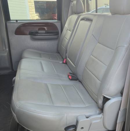 2006 Ford f-350 lariat 4x4 - Photo 9
