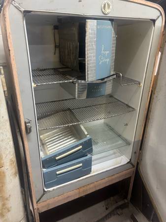 WESTINGHOUSE REFRIGERATORS 1
