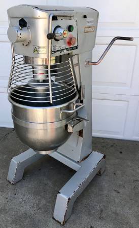 Uniworld Dough Mixer 30 qt. 1