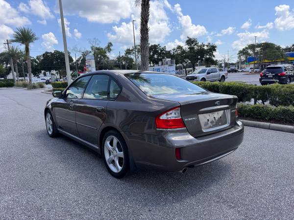Subaru Legacy 2009 in excellent condition - $5,500 (Tampa)63443116522627124