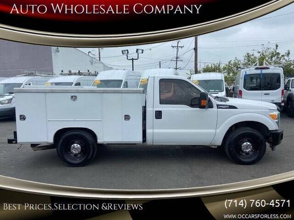 2014 Ford SD F-250 SRW 2WD Reg Cab Utility-Work Truck 1