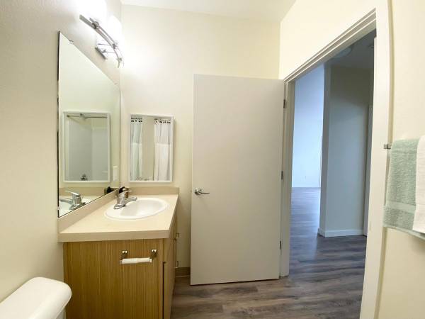 $1,992 / 2br - 930ft2 - Move in Today at Riverwalk Apartments! (Goodpasture)63977277673730122