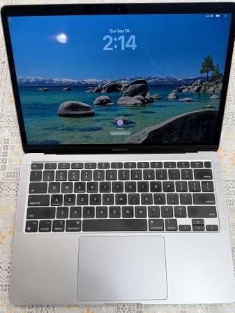 Apple MacBook Air 13