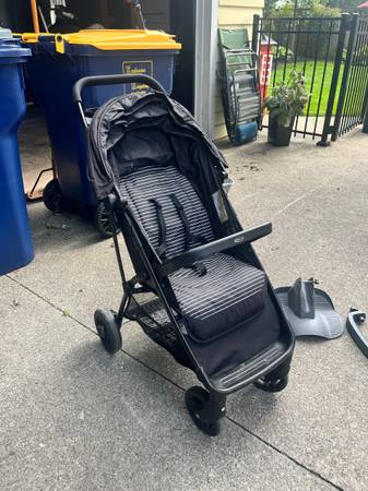 Graco click connect stroller 1