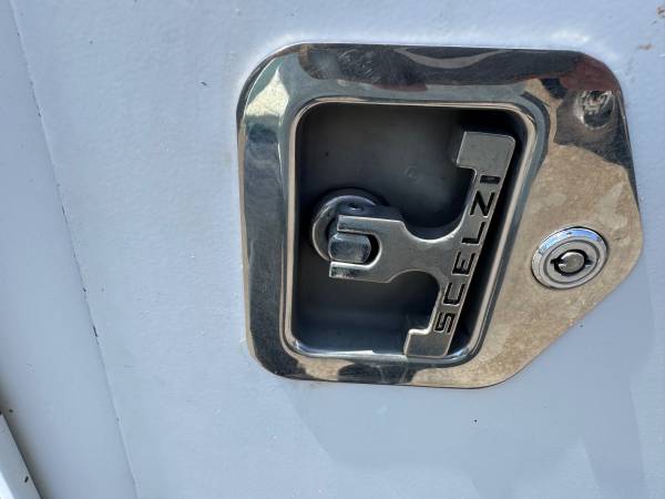 2020 Ford F450 Utility truck, Autocrane 3200lb crane, 31k mi Loaded - $44,999 (dublin / pleasanton / livermore)63654699006081122