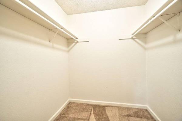 $1,506 / 2br - 927ft2 - Smoke free community, Stainless steel appliances, Tile backsplash (Gresham)63615696125955123