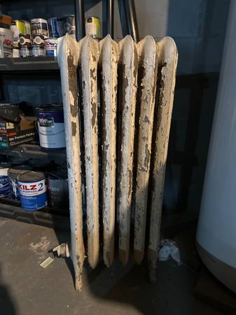 Cast iron radiator 1